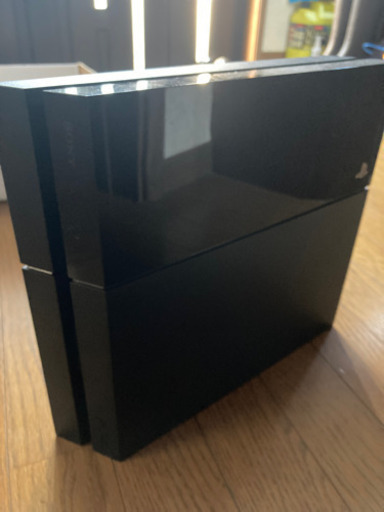 値下げ考えます。ps4本体とHTMLケーブルと電源ケーブル