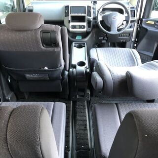 ステーションワゴン　8人乗りの画像