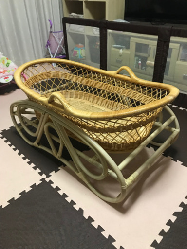 ゆりかご　ラタン