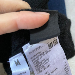 UNIQLO Vネックニットの画像