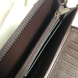【配送・直接引渡OK】管理番号：G－４　未使用品　レザーロングウォレット　縦２０cm 横１０cm 厚み２cmの画像