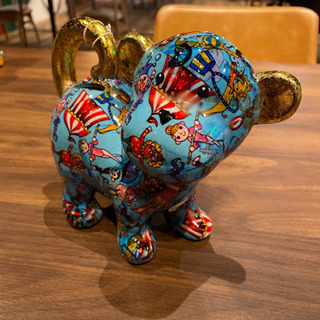 ポンピドゥーセラミック貯金箱