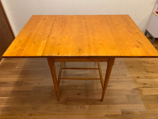 伸縮型ダイニングテーブル　1200×800(800×600)