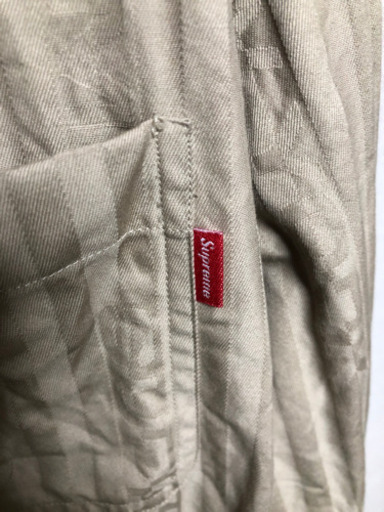美品　『 supreme 』シャツ