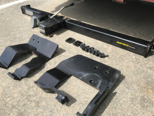 ニッサン　セレナC25 TUG MASTERヒッチメンバー　SUNTREX中古