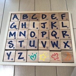 積み木　アルファベット　の画像