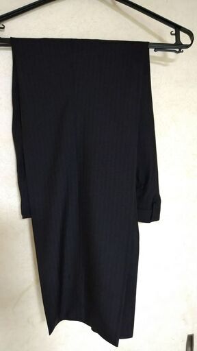 オールシーズンスーツ、2パンツ　濃紺（新品、未使用）