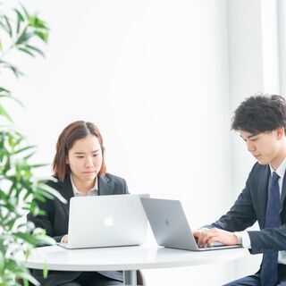 【高報酬！】コールスタッフ募集！学生・フリーター・主婦歓迎！(私服可能！金髪OK！)の画像