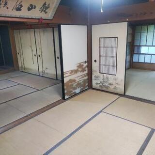 【賃料4万円】広い庭付きの風情のある大きな古民家