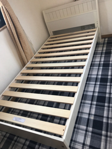 シングルベッド