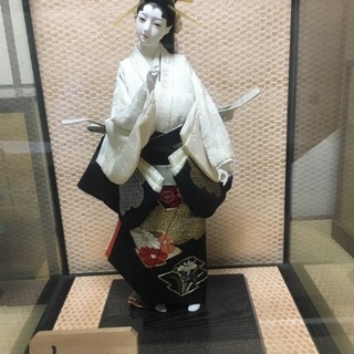日本人形