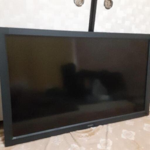 液晶ディスプレイと液晶テレビ　2台で5000円　MITSUBISHI 液晶モニター　LDT422V  TOSHIBA　22B3 　２台で500円