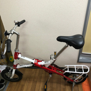 ミニベロ　折り畳み自転車　極小タイヤ