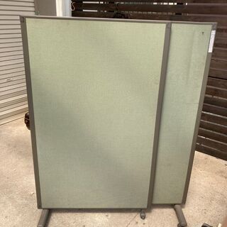 商談中 ★現状品★パーテーション 脚付き 2枚連結 折畳 事務機 会社