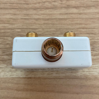  [MASPRO/マスプロ]アンテナ２分配プラグＣＳ・ＢＳ・地上デジタル放送対応[2655MHz対応]DP2SPの画像