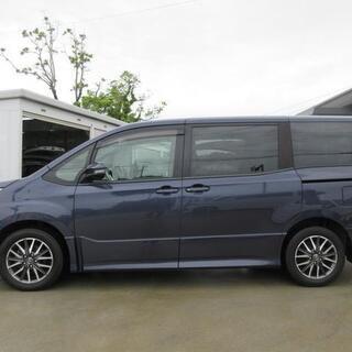 トヨタ　ノア【自社ローン対応可】９型地デジナビ・Ｂカメラ・ＷＰスラ・ＥＴＣ・ｉストップ・プッシュスタート】の画像