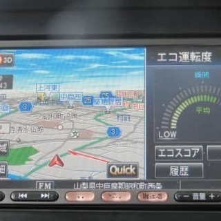 シルバー　セレナの画像