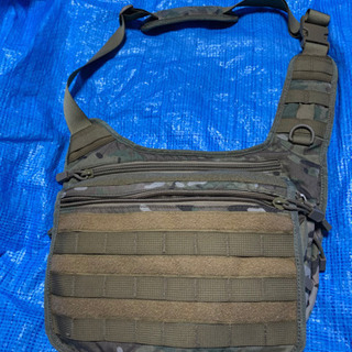 米軍放出品、ＦＯＸTACTICAL迷彩チェストバックの画像