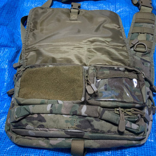 米軍放出品、ＦＯＸTACTICAL迷彩チェストバックの画像