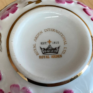 格安で！ロイヤルアーデン◇バラのポプリポット◇薔薇 姫系◇陶器 小物入れの画像