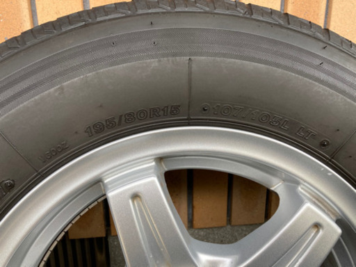 キャラバン 貨物対応ホイール