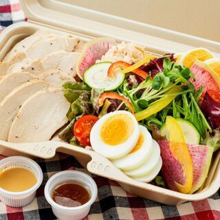 お弁当の製造・販売業務♪平日のみ週3日、1日3時間〜OK！！
