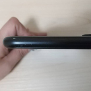 人気のiPhone XR?ほぼ未使用、SIMロック解除品✨美品携帯?