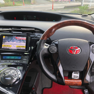 ★支払い総額49.8円★ 車検R4年9月まで　トヨタ　プリウス　社外マフラー　車高調　サイバーナビ　フルセグ 機関良好　豪華カスタム多数！の画像