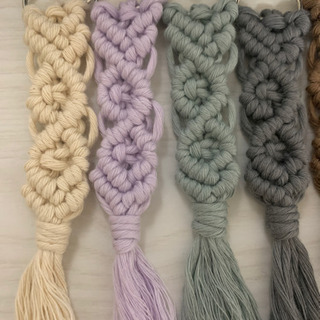 マクラメキーホルダーの画像