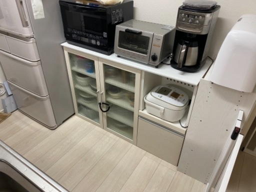 東京インテリア　食器棚