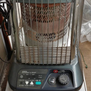 大型石油ファンヒーター　ダイニチ ブルーヒーター　FM-181F