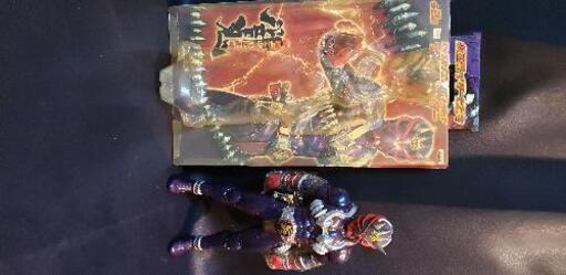 仮面ライダー響（ヒビキ）ジャンボフィギュア