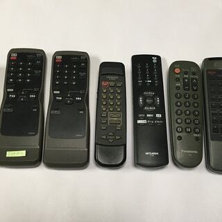 テレビのリモコン