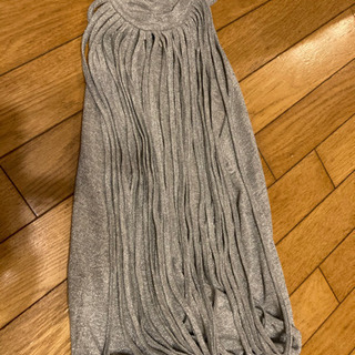 背中がアミアミの夏用トップスの画像
