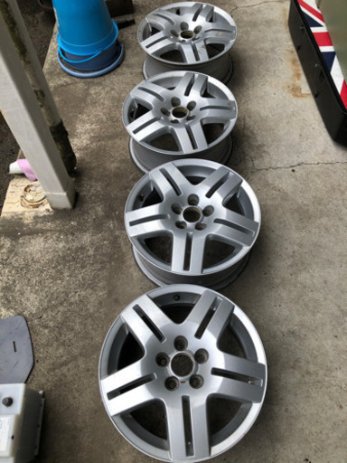 １６インチ　アルミホイール