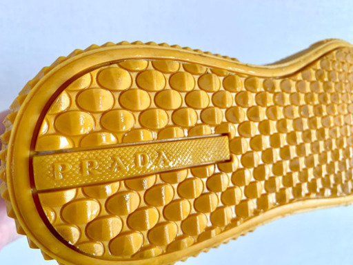 美品 : PRADA ハイカットスニーカー