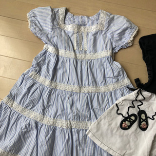 美品☆ ワンピース　女児　刺繍入り　4枚セット　おでかけ　可愛いの画像