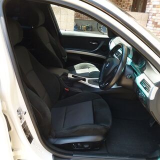 検査4年10月320i Mスポーツパッケージ 社外19インチ/ビルシュタイン車高調/SDナビ/Bluetoothオーディオ/地デジ/点検記録簿/改造車/HID/ETCの画像