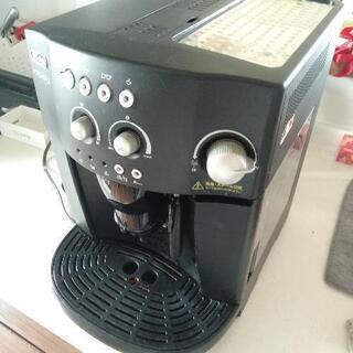 デロンギ　全自動コーヒーマシンの画像