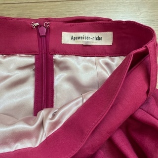 アプワイザーリッシェ　スカートの画像