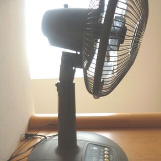扇風機　グレー　タイマー付きの画像