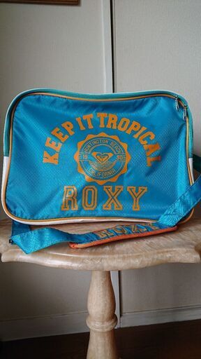 エナメルバッグ ROXY