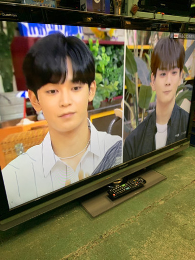 土日のみのセール品　SHARP 46インチ　液晶テレビ　2010年製