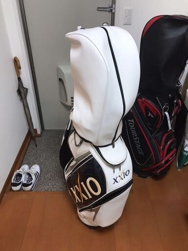 ゴルフバック(XXIO)＋クラブ(ばら組)
