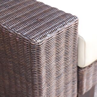 a.flat(エーフラット)の2.5人掛けケイ・ローソファです！シンプルで座