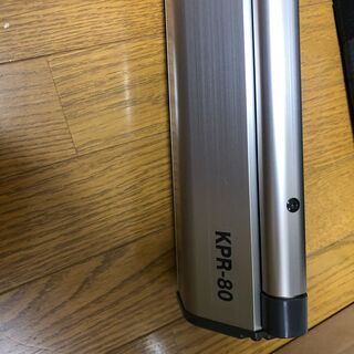 Canon LV-8320 KIC ケイアイシーKPR-80 プロジェクターとスクリーンのセットの画像