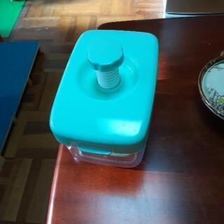 漬け物タッパーの画像