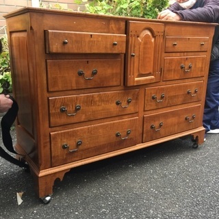 ✅リビングボード①収納家具 アメリカ製輸入家具 メイプル天然木材の画像