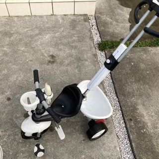 smart trike スマートトライク 三輪車 白 ホワイト 手押しの画像