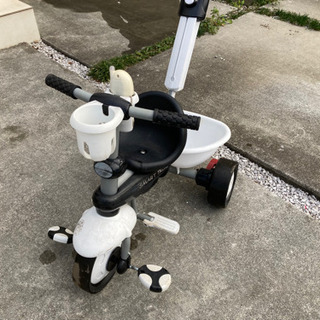 smart trike スマートトライク 三輪車 白 ホワイト 手押しの画像